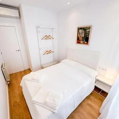 Anna & Thomas - Center 아파트 시체스