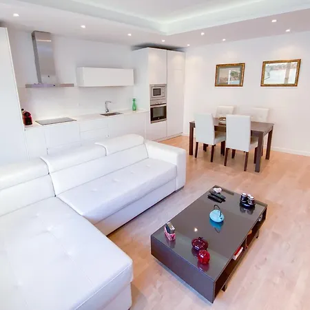 Anna & Thomas - Center Apartamento *